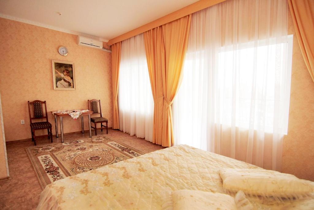 Admiral Hotel Skadovsʼk 객실 사진
